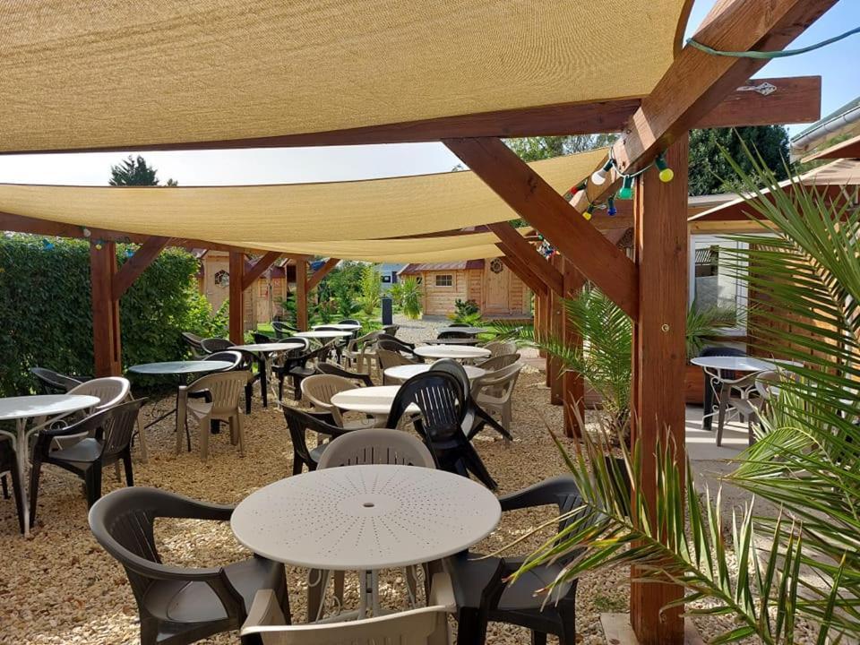 Camping Le Vallage Attigny المظهر الخارجي الصورة