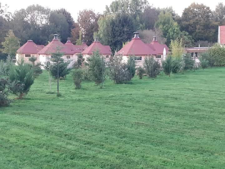 Camping Le Vallage Attigny المظهر الخارجي الصورة